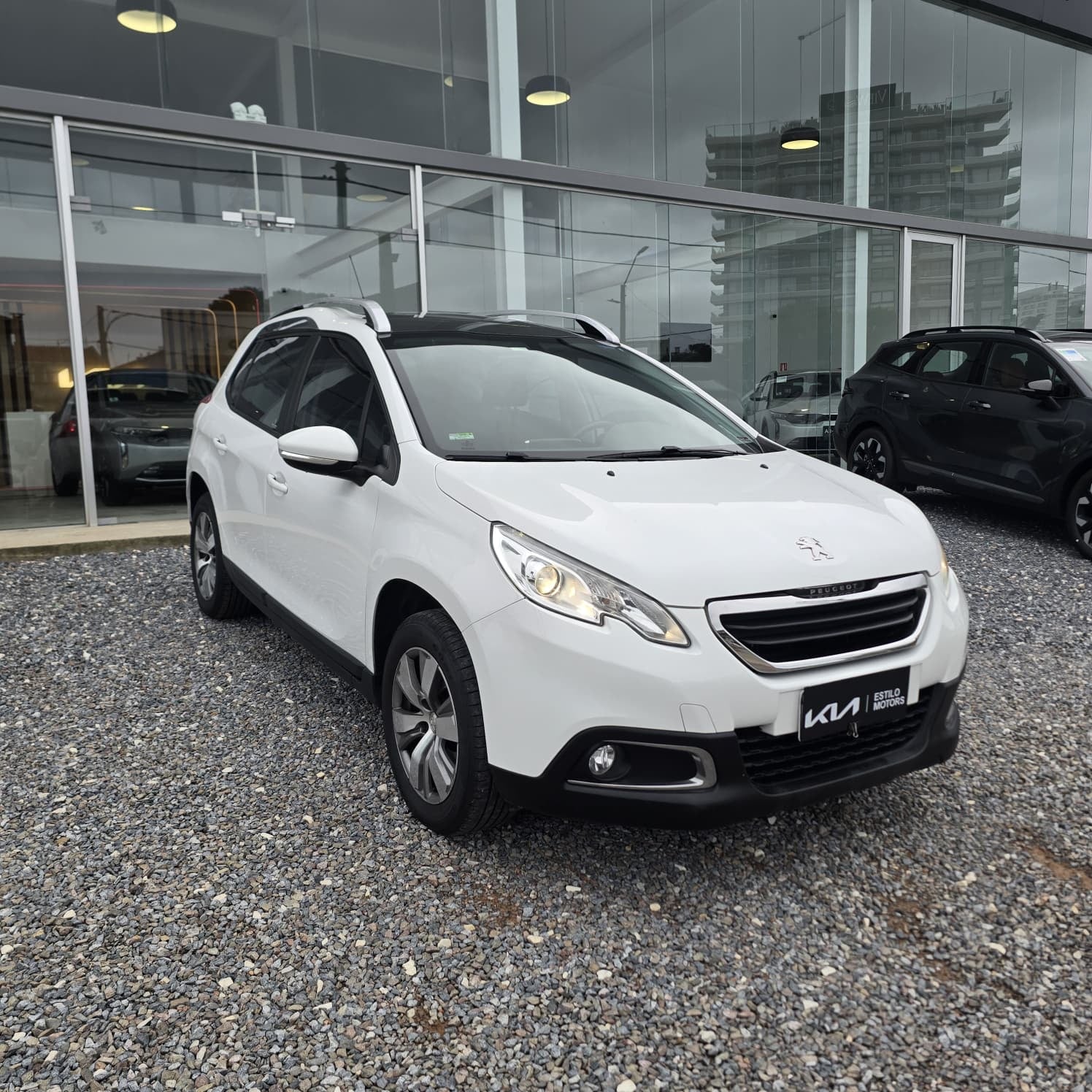 Peugeot 2008 - Foto 2