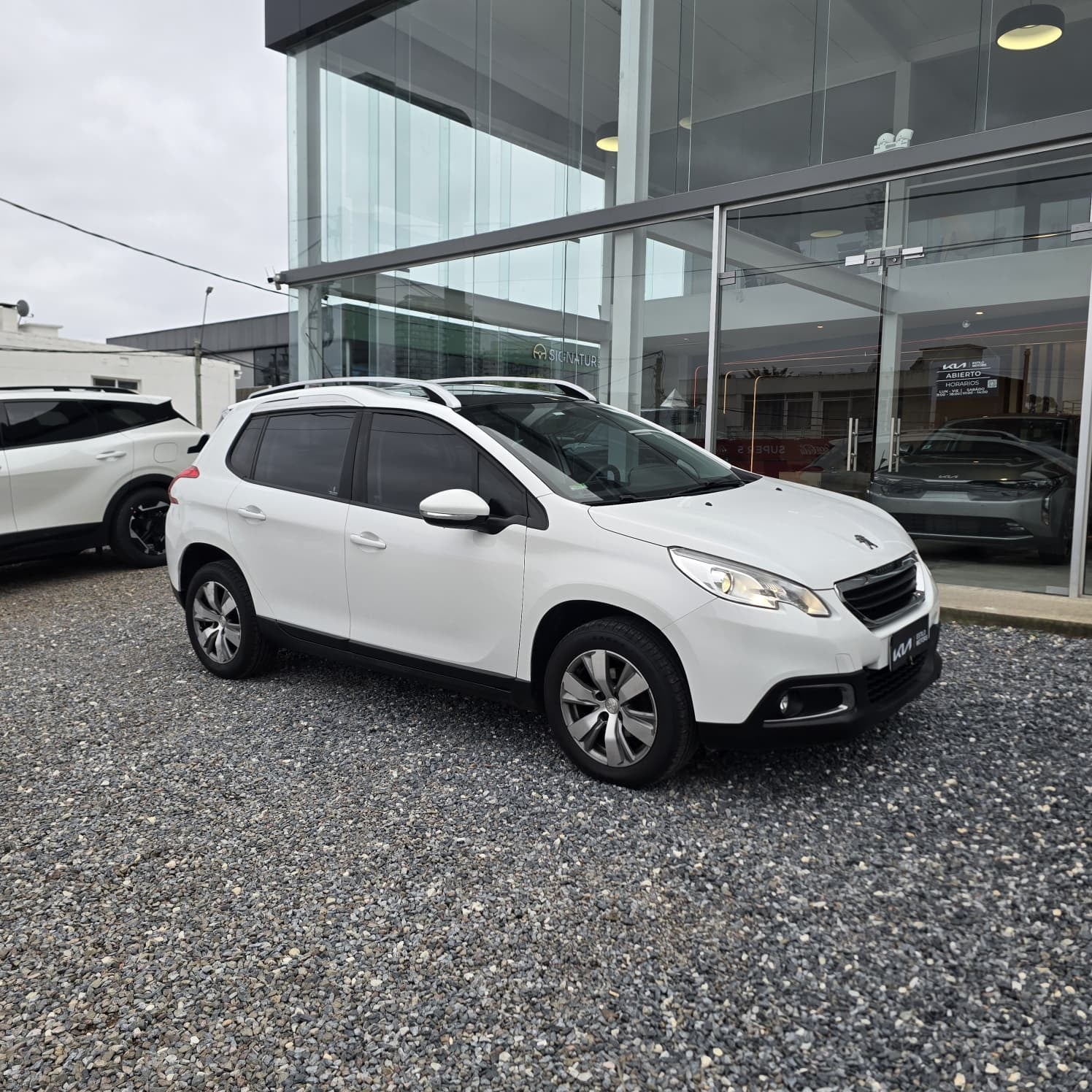 Peugeot 2008 - Foto 6