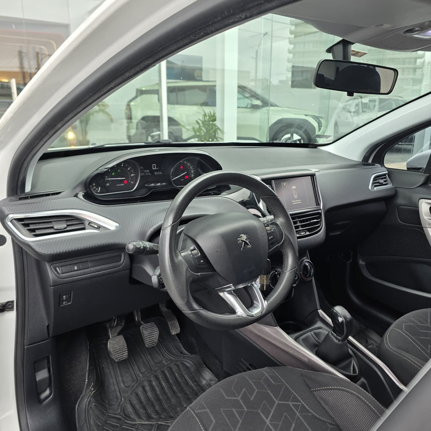 Peugeot 2008 - Foto 12