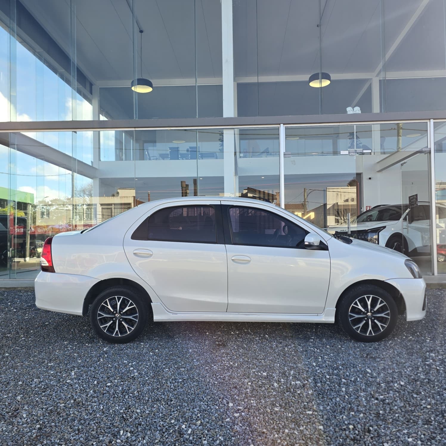 Toyota etios - Foto 14
