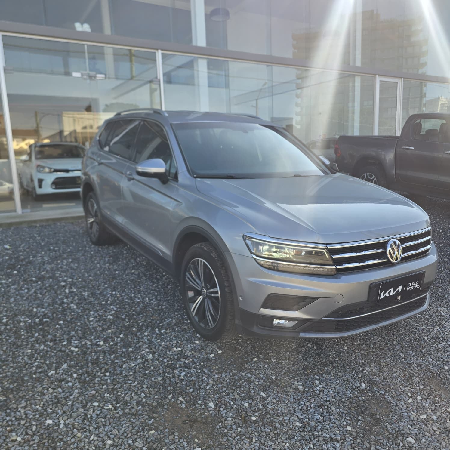 Volkswagen Tiguan 2.0 - Foto 10
