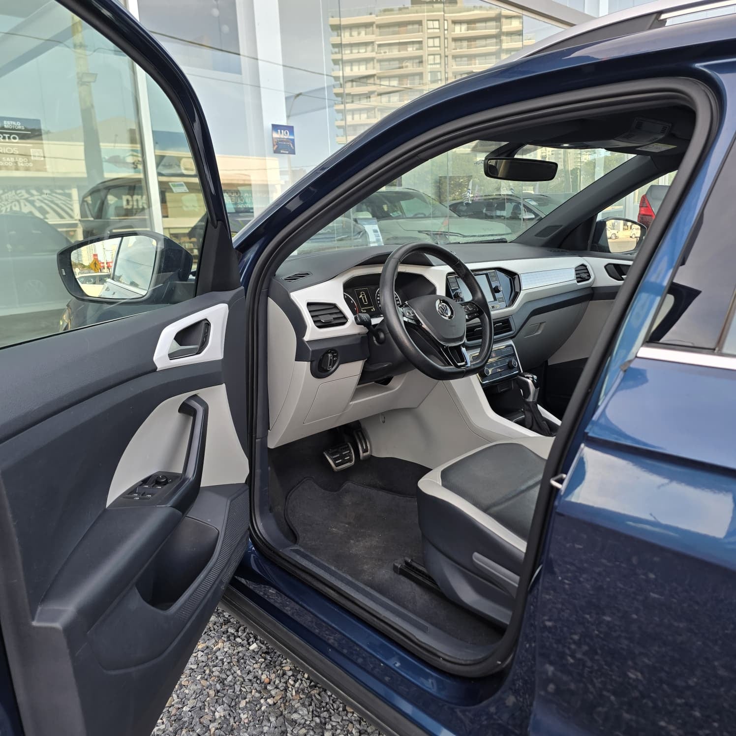Volkswagen T-Cross - Foto 12